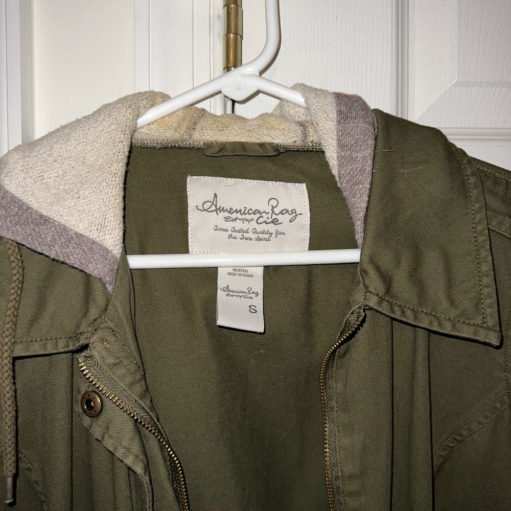 Green Jacket - Picture 2 of 3